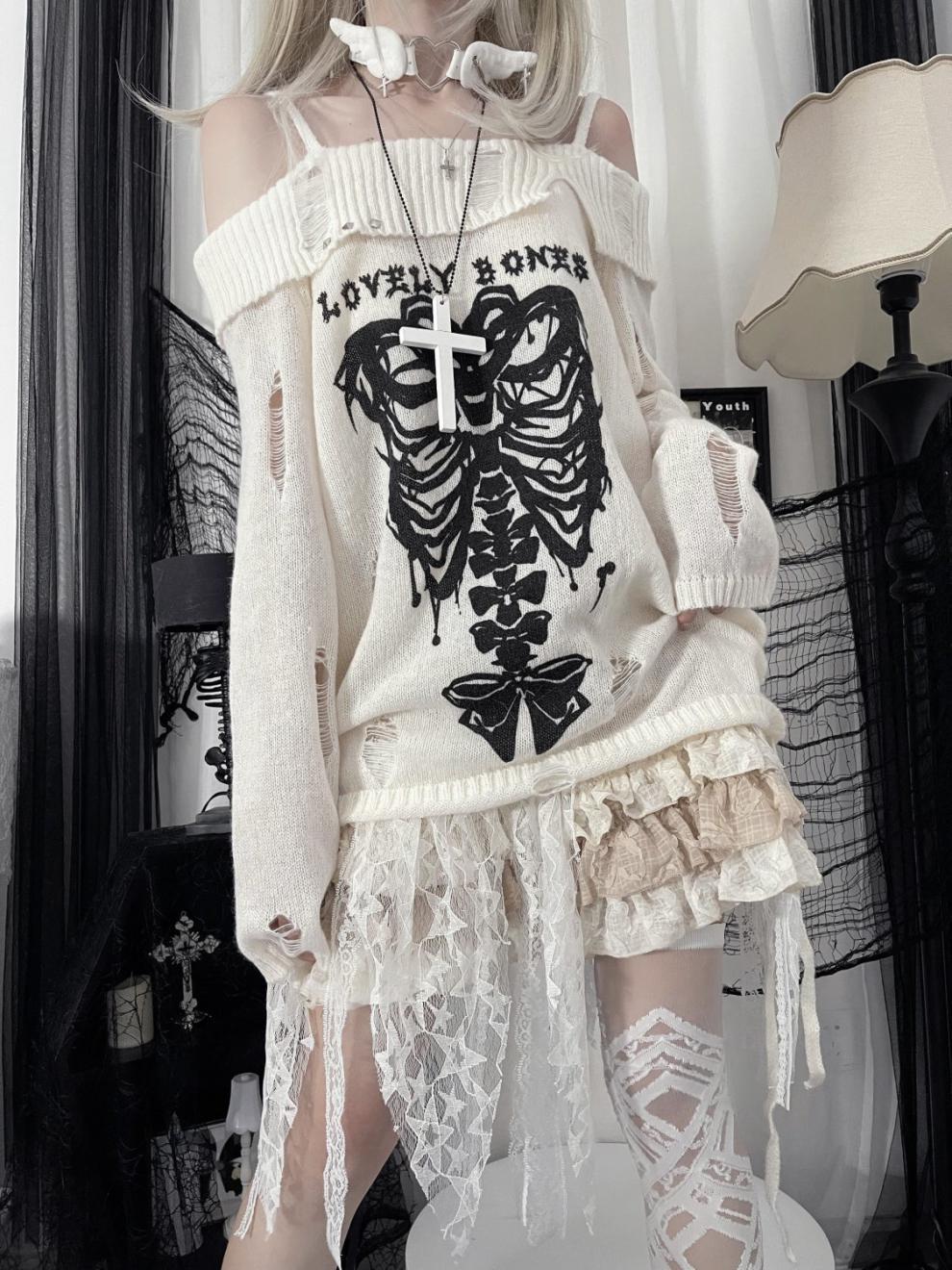 Butterfly Bone Asian Culture Off-shoulder Ripped Sweet Cool Hot Girl Off-shoulder Sweater